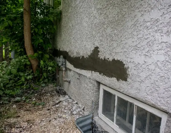 How Do I Know If My Stucco Is Letting Water Into My House?